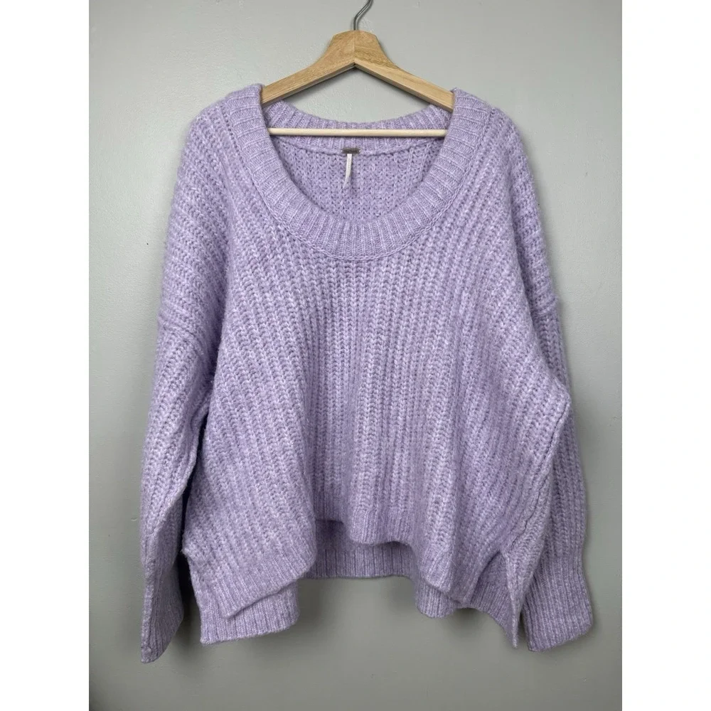 Free People Blue Bell Oversized Chunky Knit‎ Purple Lavender Sweater Cozy Casual